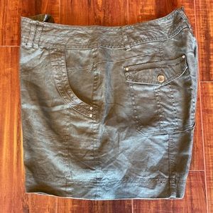 INC International Concepts New Khaki Cargo Shorts Crystal Embellished Size 14